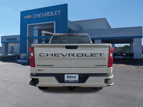 New 2026 Chevrolet Silverado 1500 Custom w/ LPO, Dark Essentials Package image 4