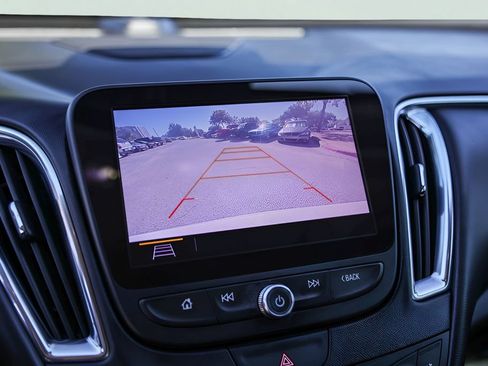 Used 2020 Chevrolet Malibu Premier FWD image 20