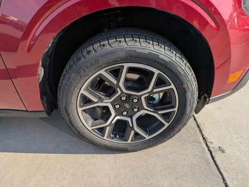 New 2026 Ford Maverick Lariat w/ 4K Tow Package image 9