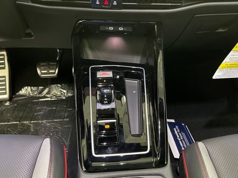 New 2026 Volkswagen GTI SE FWD image 22