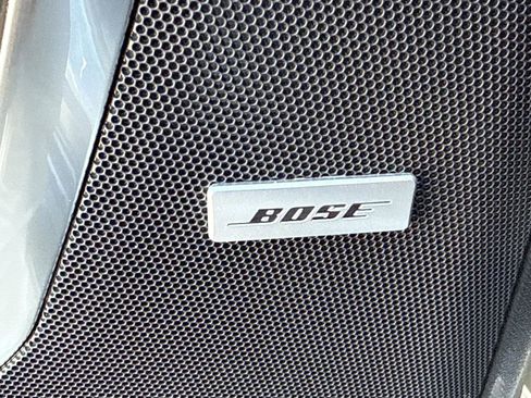 Used 2024 GMC Yukon XL AT4 image 17