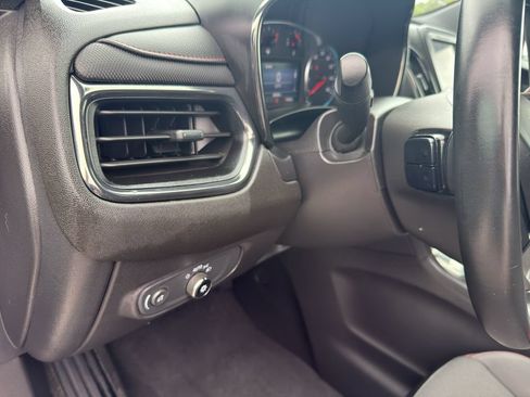 Certified 2023 Chevrolet Equinox RS FWD image 14