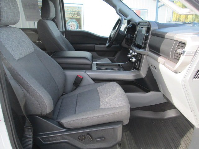 Used 2022 Ford F150 XLT w/ Equipment Group 302A High AWD/4WD image 17