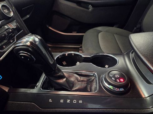 Used 2018 Ford Explorer XLT w/ Equipment Group 201A image 36