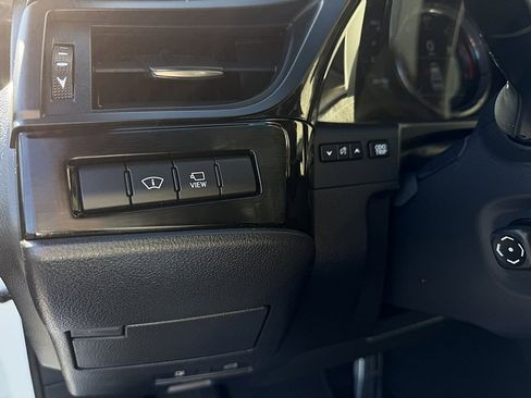 Used 2023 Lexus ES 350 F Sport w/ Accessory Package (Z2) FWD image 19