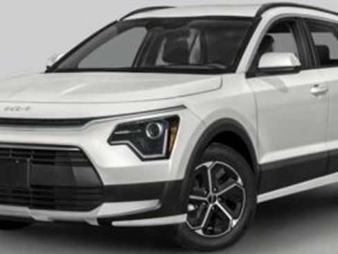 Certified 2023 Kia Niro SX Touring image 1