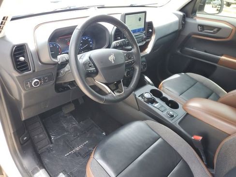 Used 2022 Ford Bronco Sport Outer Banks w/ Tech Package AWD/4WD image 15