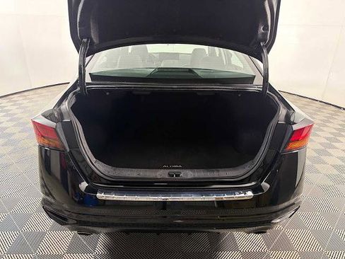 Certified 2023 Nissan Altima 2.5 SV w/ SV Premium Package AWD/4WD image 21