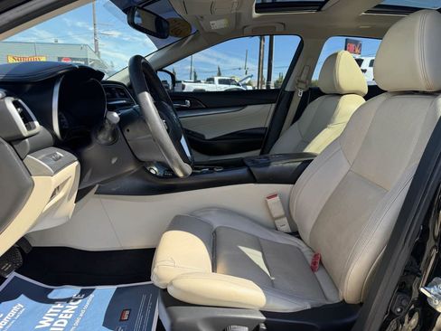 Used 2017 Nissan Maxima 3.5 SL FWD image 10