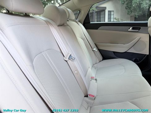 Used 2015 Hyundai Sonata SE FWD image 19