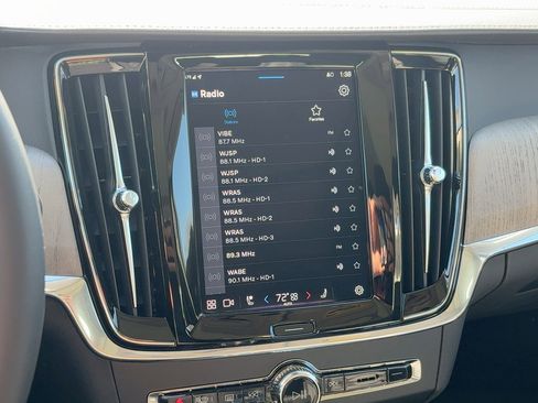 Used 2023 Volvo S90 B6 Ultimate image 22