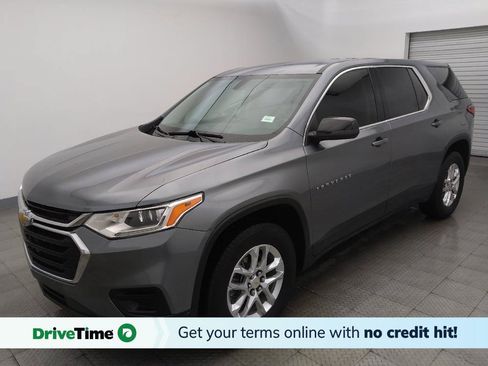 Used 2021 Chevrolet Traverse LS FWD image 1