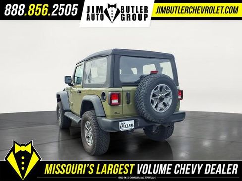 Used 2025 Jeep Wrangler Sport image 2