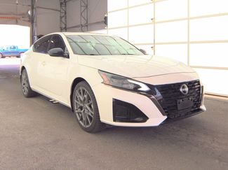 Used 2024 Nissan Altima 2.5 SR w/ SR Premium Package image 1