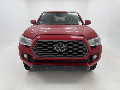 Used 2023 Toyota Tacoma TRD Off-Road image 3