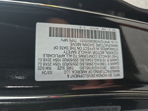 Used 2025 Honda Pilot Sport image 35