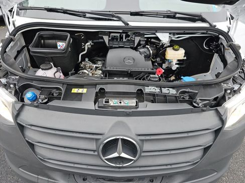 New 2025 Mercedes-Benz Sprinter 2500 image 10
