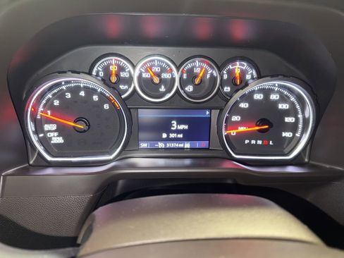 Used 2021 Chevrolet Silverado 1500 LT w/ All Star Edition Plus image 11