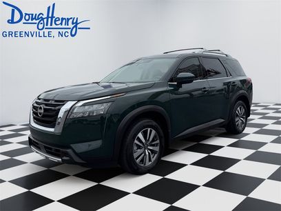 Used 2025 Nissan Pathfinder SL