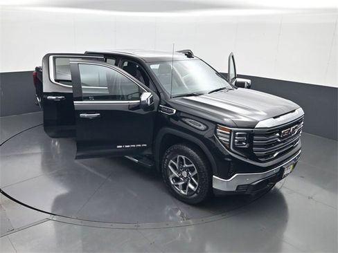 Certified 2022 GMC Sierra 1500 SLT w/ SLT Premium Plus Package image 29