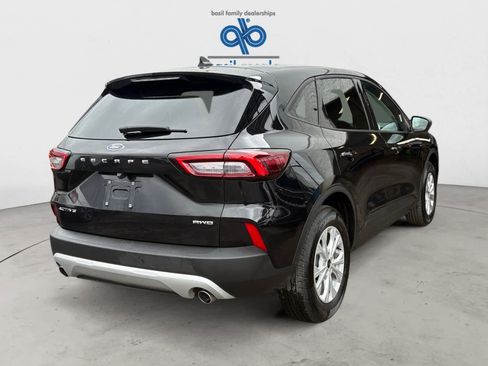 Used 2025 Ford Escape Active AWD/4WD image 6