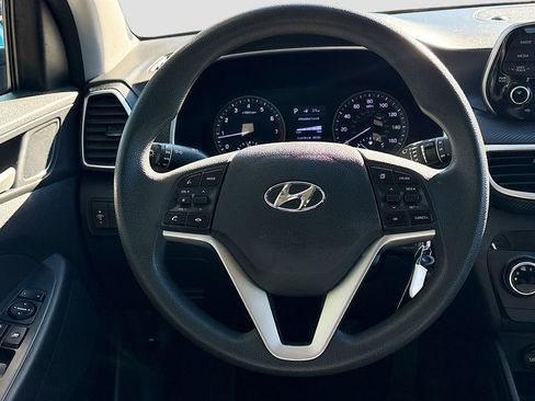 Used 2020 Hyundai Tucson SE w/ Cargo Package image 11