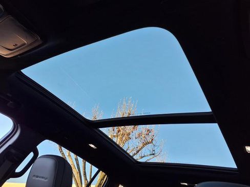 New 2026 GMC Acadia Denali w/ Super Cruise Package image 5