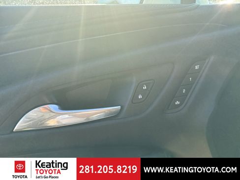 Used 2019 Buick Envision Essence FWD image 10