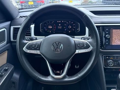 Used 2022 Volkswagen Atlas Cross Sport SEL R-Line image 29