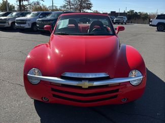 Used 2005 Chevrolet SSR w/ Preferred Equipment Group video 2