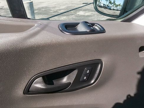 Used 2022 Ford Transit 350 XL image 20