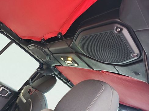 Certified 2019 Jeep Wrangler Unlimited Rubicon image 19