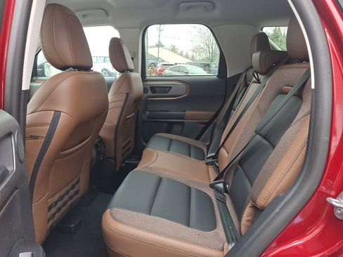 Used 2025 Ford Bronco Sport Outer Banks w/ Outer Banks Tech Package+ image 10