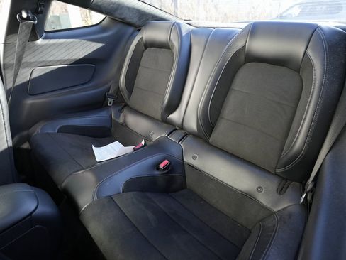 Used 2017 Ford Mustang Shelby GT350 image 39