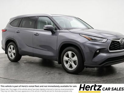 Used 2025 Toyota Highlander LE