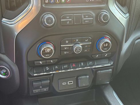 Used 2020 Chevrolet Silverado 1500 RST w/ All-Star Edition AWD/4WD image 35
