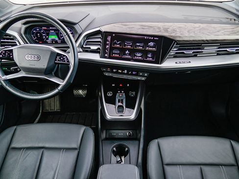 Used 2023 Audi Q4 e-tron Premium w/ Convenience Package image 14