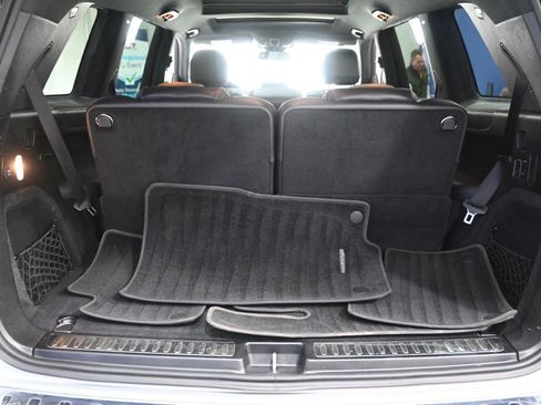 Used 2018 Mercedes-Benz GLS 450 4MATIC w/ Premium Package image 15