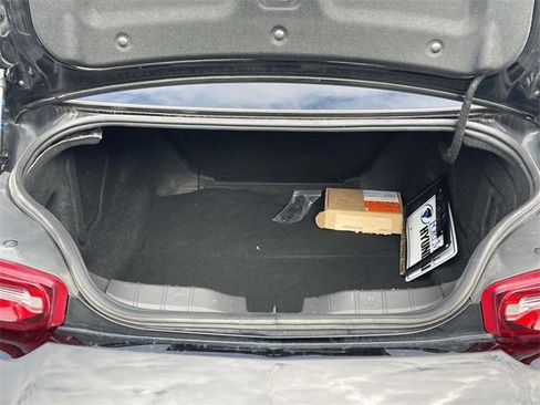 Used 2022 Chevrolet Camaro LT image 7