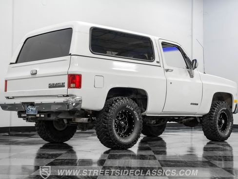 Used 1990 Chevrolet Blazer 4WD image 26