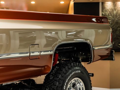 Used 1987 Chevrolet C/K Truck 2500 image 30