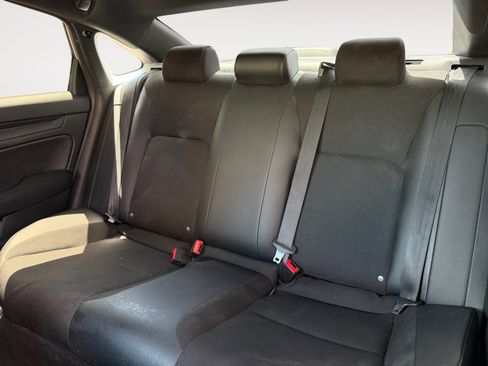 Used 2024 Honda Civic Sport image 13