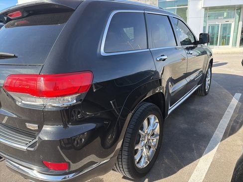 Used 2015 Jeep Grand Cherokee Summit image 2