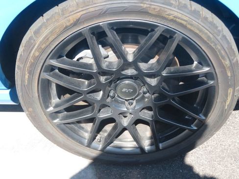 Used 2014 Ford Mustang Shelby GT500 w/ Equipment Group 821A RWD image 15