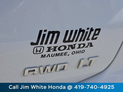 Used 2018 Chevrolet Equinox LT AWD/4WD image 14