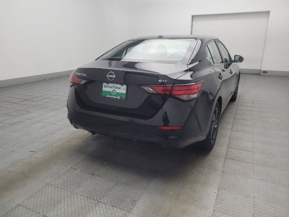 Used 2024 Nissan Sentra SV FWD image 9