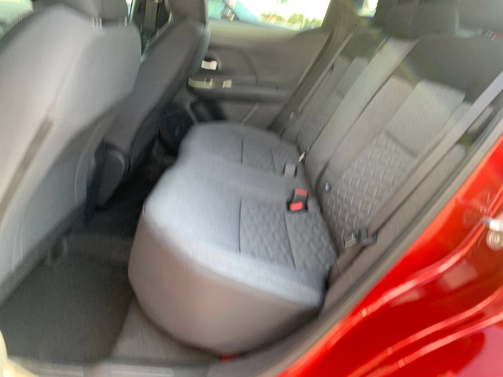 New 2026 Nissan Kicks SV w/ Cold Weather Package FWD image 19