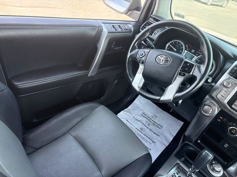 Used 2018 Toyota 4Runner SR5 Premium AWD/4WD image 15