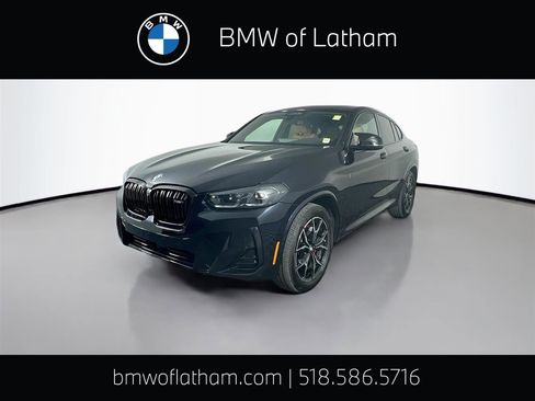 Used 2024 BMW X4 M40i AWD/4WD image 1