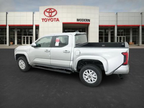 New 2025 Toyota Tacoma SR5 image 11